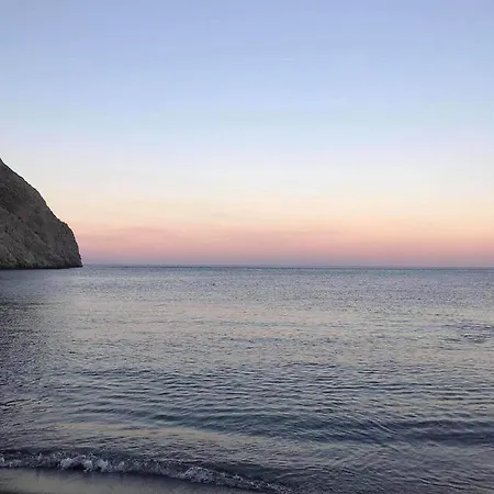 Leiva * Perissa (Santorini)