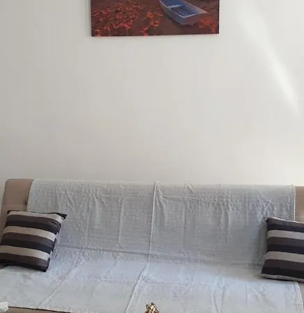 Leiva *